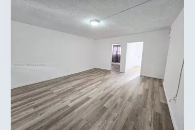 1255 Marseille #21, Miami Beach, FL 33141 - Photo 12