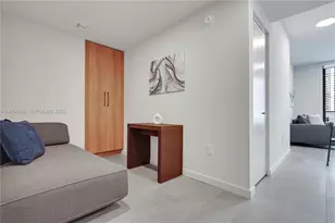 121 NE 5th St, Miami, FL 33132 - Photo 4