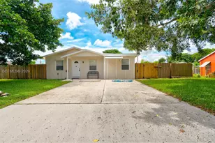 3344 Plaza Pl, Lake Worth, FL 33462 - Photo 2