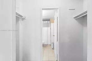 7441 Wayne Ave, Miami Beach, FL 33141 - Photo 12