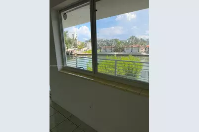2 S Shore Dr #15, Miami Beach, FL 33141 - Photo 14