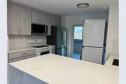 1101 NE 23rd Pl, Pompano Beach, FL 33064 - Photo 4