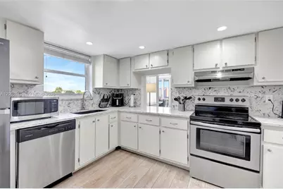 3015 N Ocean Blvd #6A, Fort Lauderdale, FL 33308 - Photo 10