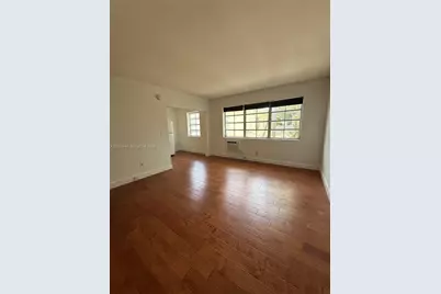 1616 Michigan Ave #15, Miami Beach, FL 33139 - Photo 2