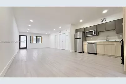 609 Lenox Ave #2, Miami Beach, FL 33139 - Photo 6