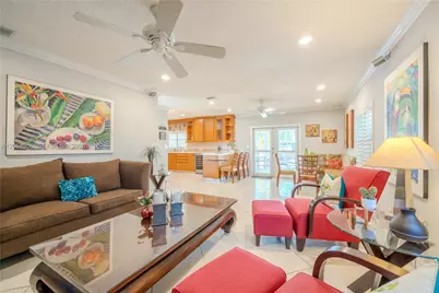 10210 SW 191st St, Cutler Bay, FL 33157 - Photo 10