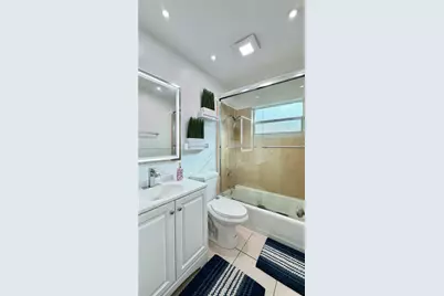 705 W Mango St #C, Lantana, FL 33462 - Photo 14