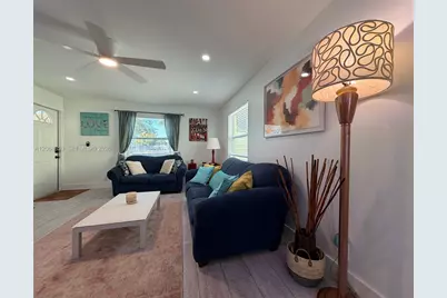705 W Mango St #C, Lantana, FL 33462 - Photo 4