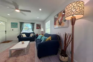 705 W Mango St, Lantana, FL 33462 - Photo 4