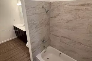 8739 NW 39th St, Sunrise, FL 33351 - Photo 14