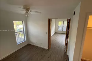 8739 NW 39th St, Sunrise, FL 33351 - Photo 12