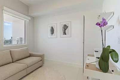 2020 N Bayshore Dr #2105, Miami, FL 33137 - Photo 10