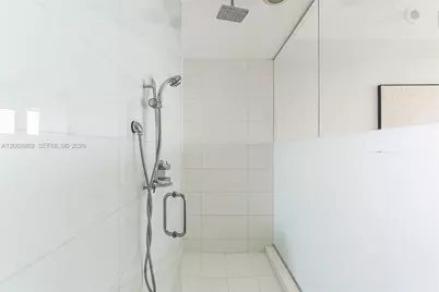 2020 N Bayshore Dr #2105, Miami, FL 33137 - Photo 18
