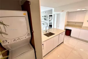 10275 Collins Ave, Bal Harbour, FL 33154 - Photo 22