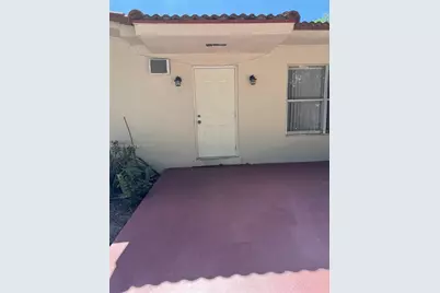 695 NE 151st St #3, Miami, FL 33162 - Photo 1
