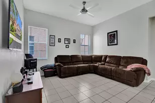 938 Bluewood Terrace, Weston, FL 33327 - Photo 20