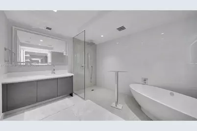 330 Sunny Isles Blvd #5-1107, Sunny Isles Beach, FL 33160 - Photo 20