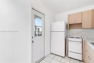 345 W 68th St, Hialeah, FL 33014 - Photo 6