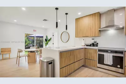 1116 N 31st Ave, Hollywood, FL 33021 - Photo 8