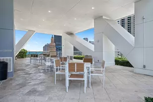888 Biscayne Blvd, Miami, FL 33132 - Photo 32