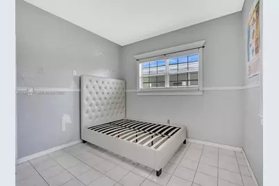 1161 NE 202nd St, Miami, FL 33179 - Photo 32