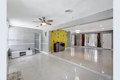 1161 NE 202nd St, Miami, FL 33179 - Photo 18