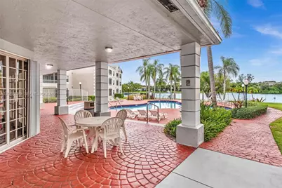 2881 N Oakland Forest Dr #112, Oakland Park, FL 33309 - Photo 20
