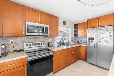 12614 NW 12th Ct, Sunrise, FL 33323 - Photo 14