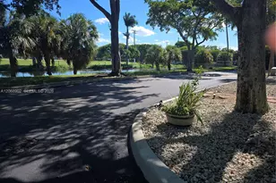 16330 Oak Walk, Miami Lakes, FL 33014 - Photo 30