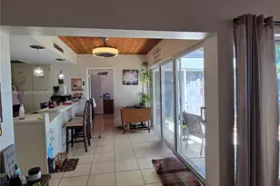 16330 Oak Walk, Miami Lakes, FL 33014 - Photo 8