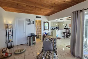 16330 Oak Walk, Miami Lakes, FL 33014 - Photo 10