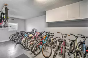1100 SW 12th St, Fort Lauderdale, FL 33315 - Photo 12