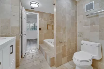 11601 SW 2nd St #21308, Pembroke Pines, FL 33025 - Photo 28