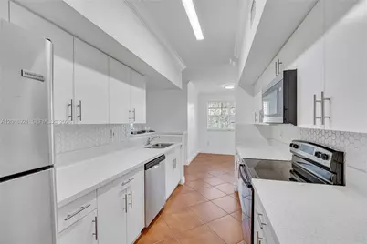 11601 SW 2nd St #21308, Pembroke Pines, FL 33025 - Photo 20
