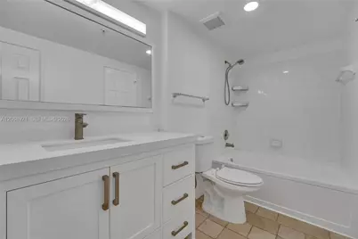 11601 SW 2nd St #21308, Pembroke Pines, FL 33025 - Photo 30