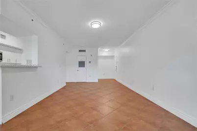 11601 SW 2nd St #21308, Pembroke Pines, FL 33025 - Photo 6