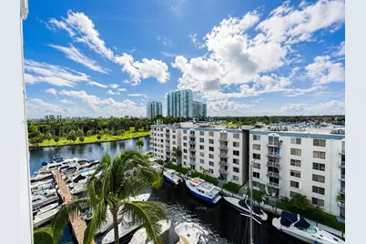 1700 NW N River Dr #805, Miami, FL 33125 - Photo 2