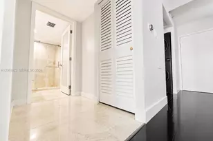 1700 NW N River Dr, Miami, FL 33125 - Photo 18