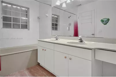 901 NW 128th Pl, Miami, FL 33182 - Photo 16