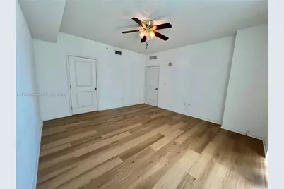 7900 Harbor Island Dr #608, North Bay Village, FL 33141 - Photo 2