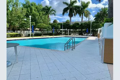 7900 Harbor Island Dr #608, North Bay Village, FL 33141 - Photo 10