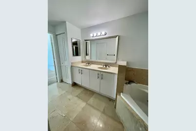 7900 Harbor Island Dr #608, North Bay Village, FL 33141 - Photo 4