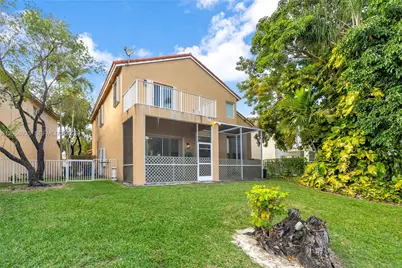 1413 SW 158th Ave, Pembroke Pines, FL 33027 - Photo 32