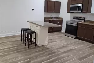 9165 SW 18th St, Boca Raton, FL 33428 - Photo 2