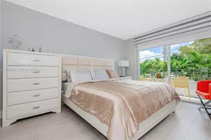8201 NW 8th St, Miami, FL 33126 - Photo 14