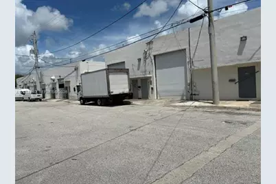 1455 NE 129th St, North Miami, FL 33161 - Photo 6