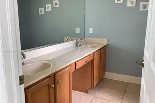 7050 SW 164th Ct, Miami, FL 33193 - Photo 18