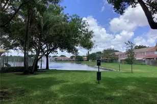 7050 SW 164th Ct, Miami, FL 33193 - Photo 12