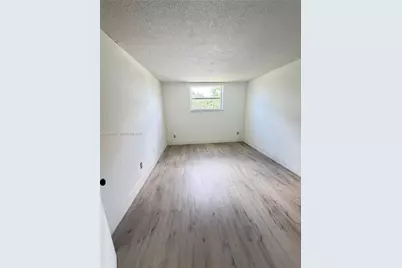 606 W 81st St #209, Hialeah, FL 33014 - Photo 2