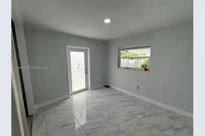 19700 NW 44th Ave #., Miami Gardens, FL 33055 - Photo 4